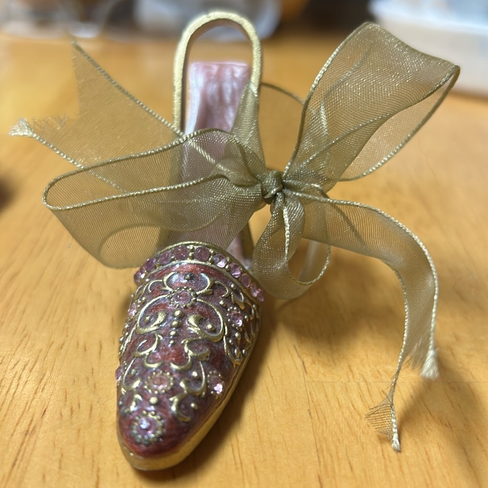 Two Knick nacks - Picture 6 of 11